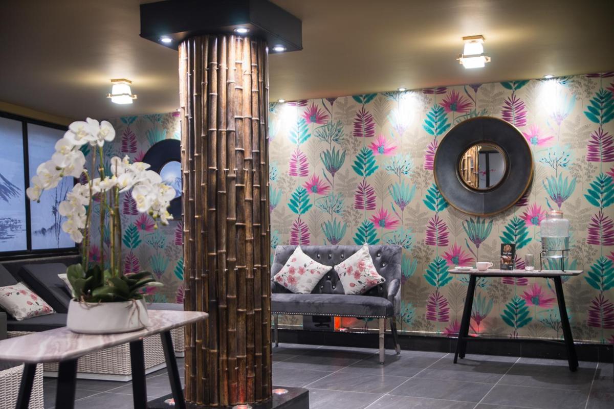 Holyrood Hotel - Leisure Centre & The Spa At Orchids Bundoran Bagian luar foto