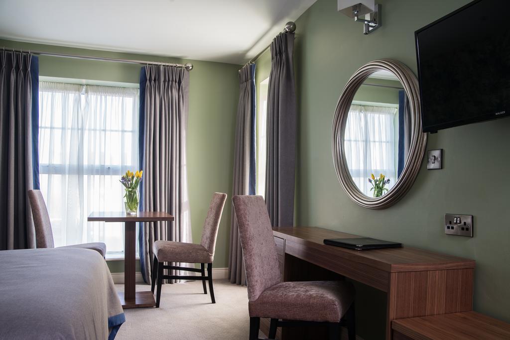 Holyrood Hotel - Leisure Centre & The Spa At Orchids Bundoran Bagian luar foto