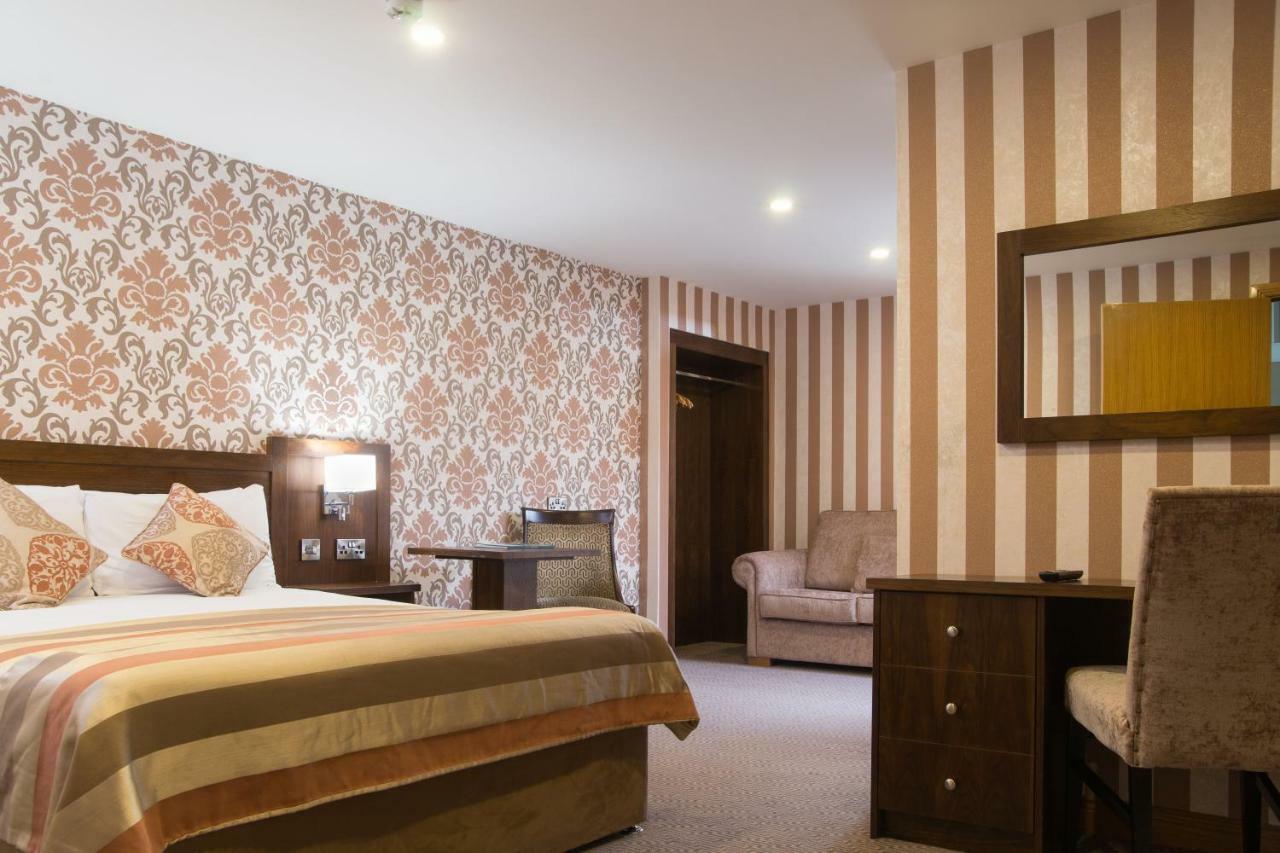 Holyrood Hotel - Leisure Centre & The Spa At Orchids Bundoran Bagian luar foto