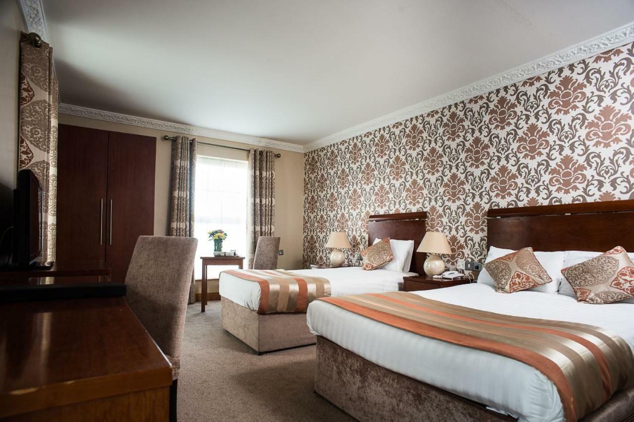 Holyrood Hotel - Leisure Centre & The Spa At Orchids Bundoran Bagian luar foto